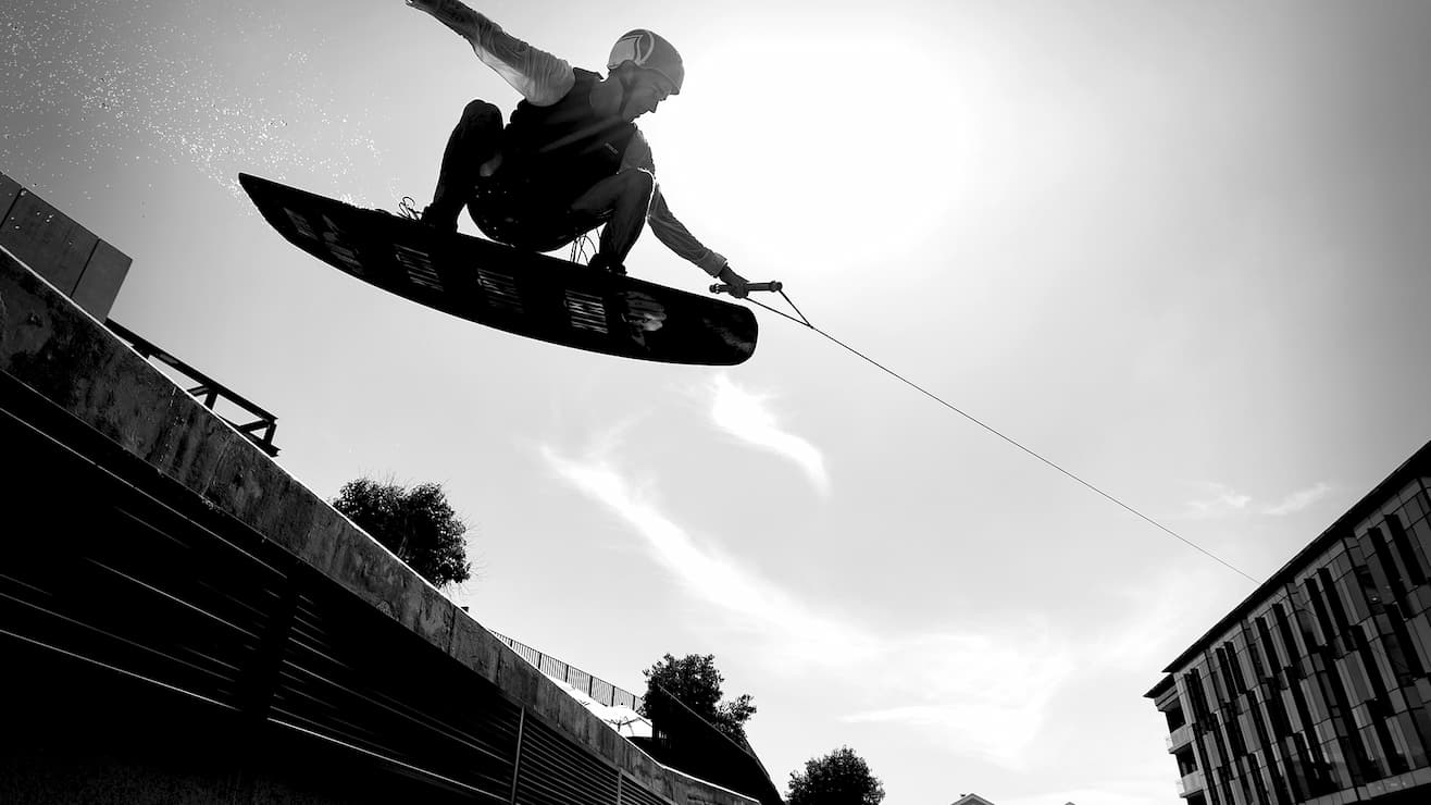BUSTY DUNN | Pro Wakeboarder